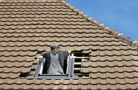 Pose de velux - Saint-Martin-le-Beau